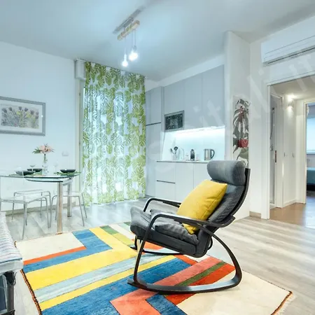 Apartament Guesthost - Certosa And Mind Apartment!